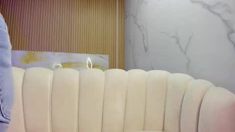 IG violeta sub online show from October 2025 01:17:02 PM