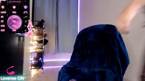 Snapshot of violetabitch chatting on January 2025 10:34:01 AM Violetta Morningstar online show from January 2025 10:34:01 AM