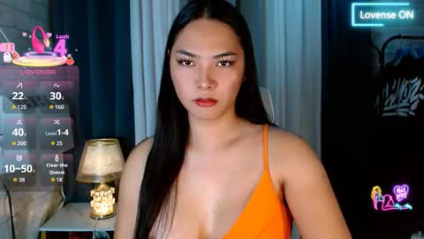 Snapshot of violetasha chatting on February 2026 02:52:02 AM violet online show from February 2026 02:52:02 AM