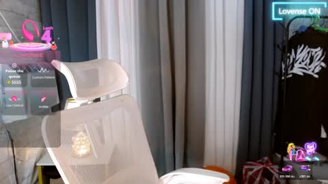 violet online show from March 2026 01:38:01 AM