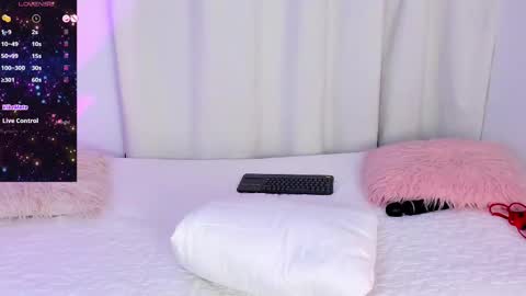 Violeta online show from February 2025 03:21:01 PM