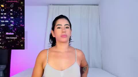 Violeta online show from November 2025 10:30:01 AM