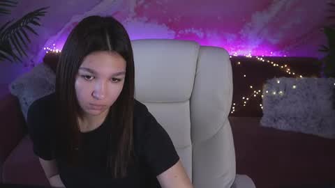 violetastarr online show from April 2026 06:02:02 AM