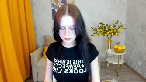 Snapshot of violetharmee chatting on April 2026 11:54:02 AM violetharmee online show from April 2026 11:54:02 AM
