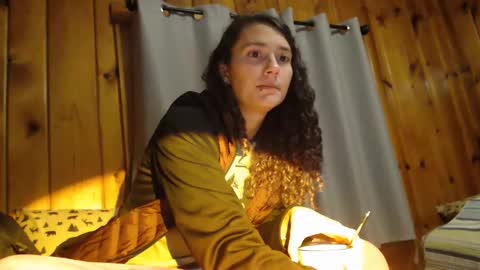 Snapshot of violethooper chatting on March 2026 08:04:01 AM Violet Hooper online show from March 2026 08:04:01 AM