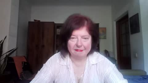 Snapshot of violetpulse chatting on May 2026 10:22:01 AM violetpulse online show from May 2026 10:22:01 AM