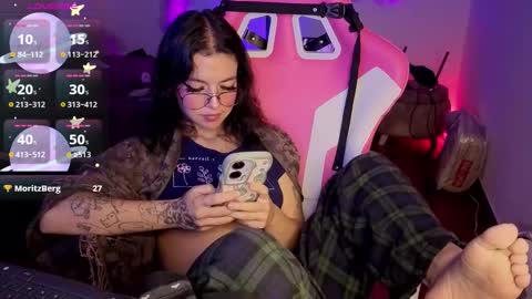   online show from February 2026 08:39:01 PM