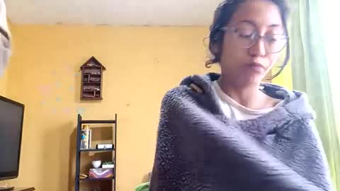 Violet777  online show from September 2025 12:49:02 PM