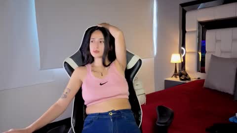 violetskinny online show from February 2026 09:30:02 PM