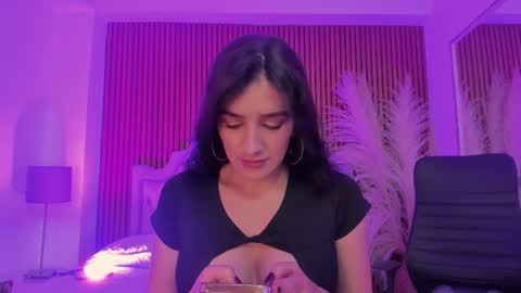 violett_hott_ online show from February 2026 12:37:02 PM