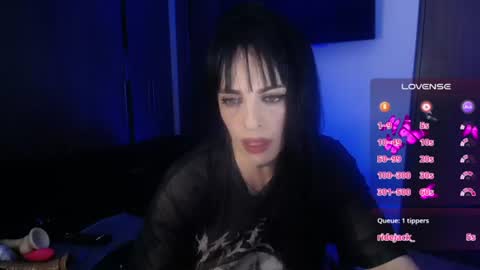 Snapshot of violett_hottie chatting on July 2026 04:19:02 AM violett Independent model online show from July 2026 04:19:02 AM