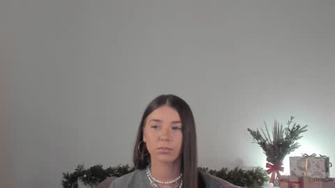 Snapshot of violetta_finch chatting on December 2024 08:22:02 AM violetta_finch online show from December 2024 08:22:02 AM