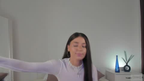 Snapshot of violetta_finch chatting on February 2025 05:40:02 PM violetta_finch online show from February 2025 05:40:02 PM