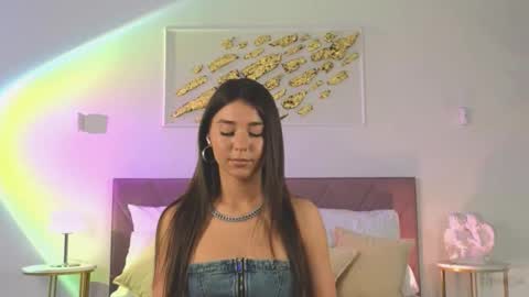 Snapshot of violetta_finch chatting on September 2025 10:25:02 AM violetta_finch online show from September 2025 10:25:02 AM