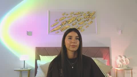 Snapshot of violetta_finch chatting on October 2025 08:23:01 AM violetta_finch online show from October 2025 08:23:01 AM