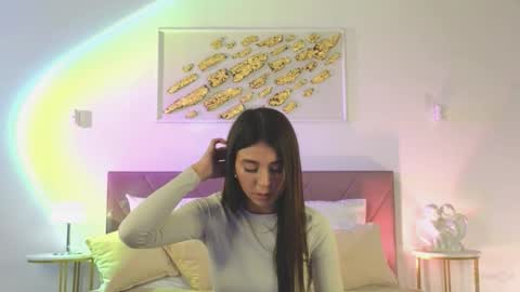 Snapshot of violetta_finch chatting on October 2025 10:27:01 AM violetta_finch online show from October 2025 10:27:01 AM