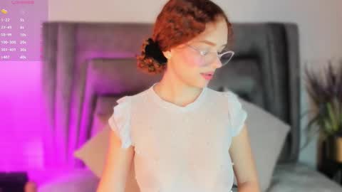 Snapshot of violetta_jaramillo chatting on March 2026 04:52:01 AM violetta_jaramillo online show from March 2026 04:52:01 AM
