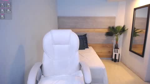 Violetta online show from December 2024 08:59:01 AM