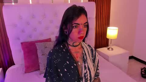 violettaalemida online show from September 2025 12:18:01 PM