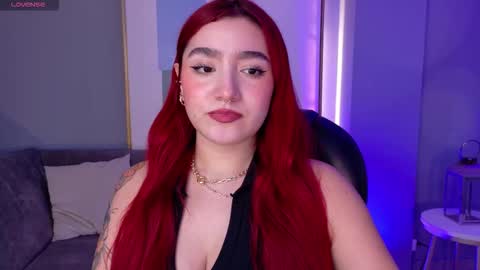 Snapshot of violettcastel chatting on January 2026 07:15:01 PM Violett Castel online show from January 2026 07:15:01 PM