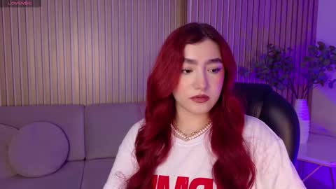 Snapshot of violettcastel chatting on February 2026 08:08:02 PM Violett Castel online show from February 2026 08:08:02 PM