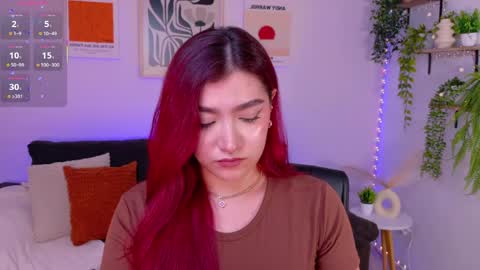 Snapshot of violettcastel chatting on May 2026 10:15:01 PM Violett Castel online show from May 2026 10:15:01 PM