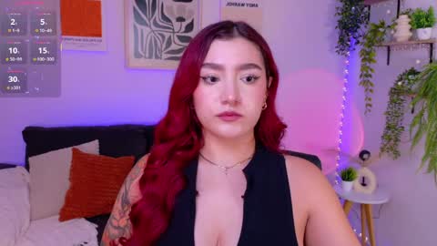 Snapshot of violettcastel chatting on May 2026 09:13:01 PM Violett Castel online show from May 2026 09:13:01 PM