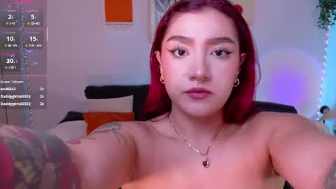 Snapshot of violettcastel chatting on June 2026 12:09:02 AM Violett Castel online show from June 2026 12:09:02 AM