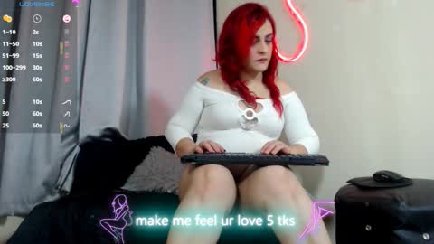 Snapshot of violettelynn_ chatting on February 2026 09:06:02 AM Violetta Morningstar online show from February 2026 09:06:02 AM