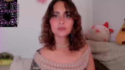 Violette  online show from September 2025 10:02:01 PM