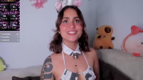 Violette  online show from October 2025 09:46:01 PM