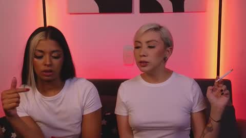 Violet online show from March 2025 02:09:02 AM