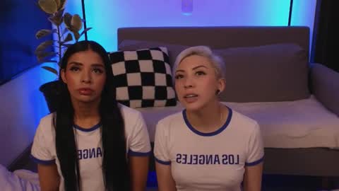 Violet online show from March 2026 01:11:01 AM