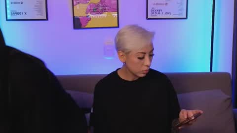 Violet online show from March 2026 03:25:02 AM