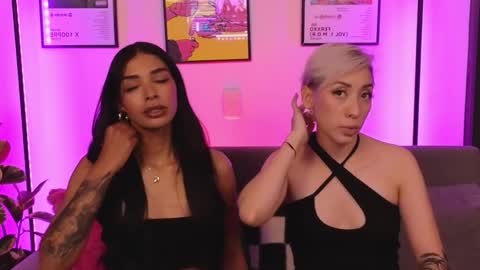 Violet online show from April 2026 12:38:01 AM