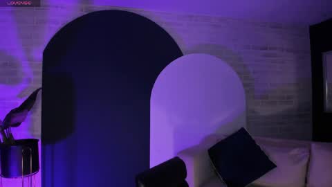 Violett  online show from April 2026 09:46:02 AM