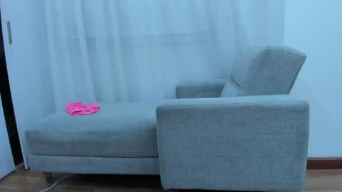 violet rossy online show from May 2026 06:27:01 PM