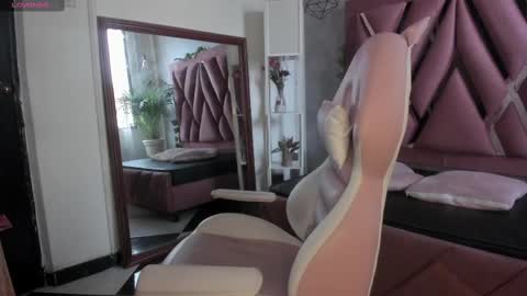 Violetta online show from March 2025 10:17:02 PM