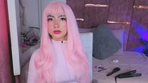 viollettebylyly online show from December 2025 12:53:02 PM