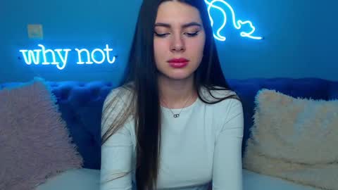 viollinalv online show from January 2025 10:52:02 AM