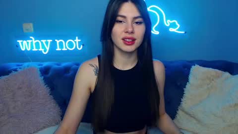 viollinalv online show from February 2025 05:34:02 AM