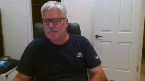 viper654321 online show from October 2025 08:03:01 AM