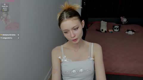 viraglow online show from November 2025 04:07:02 PM