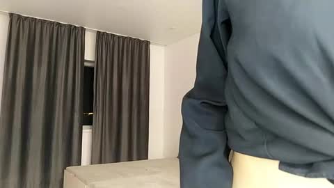 Snapshot of virelli chatting on May 2026 06:38:02 PM Victoria online show from May 2026 06:38:02 PM