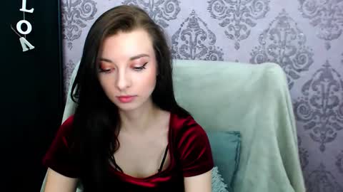 Snapshot of virgiluna chatting on May 2026 07:19:02 PM VirginLuna online show from May 2026 07:19:02 PM