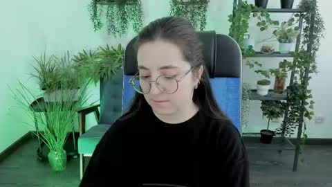 Snapshot of virtualvoyant chatting on January 2026 06:49:01 AM your love online show from January 2026 06:49:01 AM