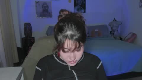 Snapshot of vitaxviper chatting on February 2025 08:47:01 PM Vit a Viper online show from February 2025 08:47:01 PM