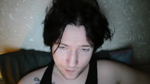 vitiligoboyy online show from February 2026 12:20:01 AM