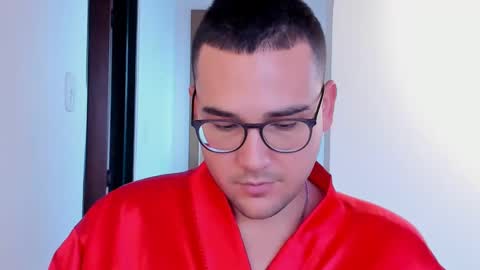 Vito Ferrer online show from February 2025 12:05:02 PM