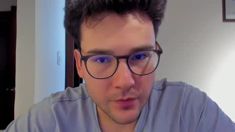 Vito Ferrer online show from September 2025 09:18:01 PM